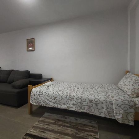 Vila Kruna Belgrado Buitenkant foto
