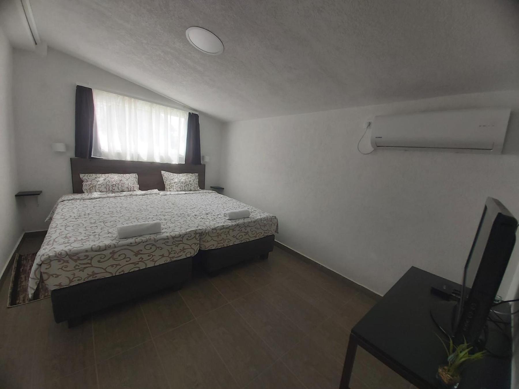 Vila Kruna Belgrado Buitenkant foto